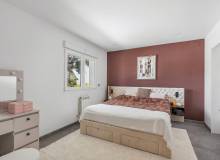 Venta - Villa / Semi adosado - Torrevieja - Los Balcones