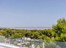 Venta - Villa / Semi adosado - Torrevieja - Los Balcones