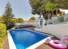 Venta - Villa / Semi adosado - Torrevieja - Los Balcones