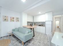 Venta - Villa / Semi adosado - Torrevieja - Torrevieja Centro