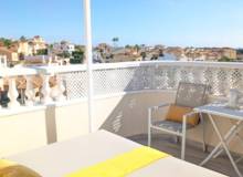 Venta - Villa / Semi adosado - Villamartin