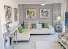 Venta - Villa / Semi adosado - Villamartin