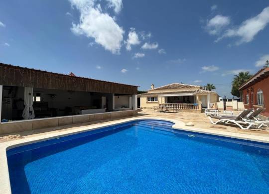 Villa / Parhus - Resale - Almoradí - Almoradí