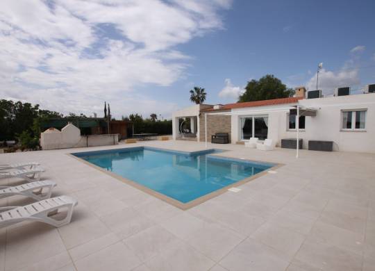 Villa / Parhus - Resale - Crevillente - Crevillente