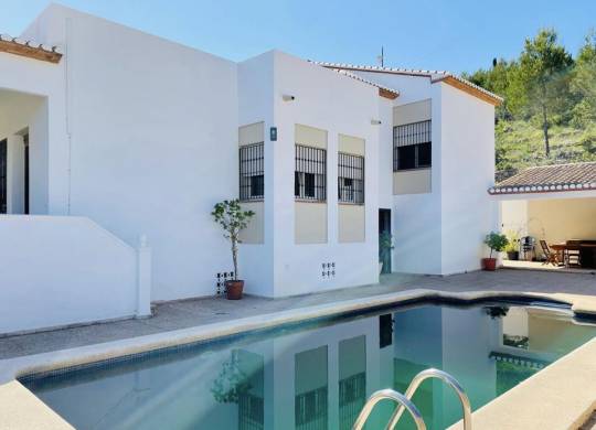 Villa / Parhus - Resale - Denia - Denia