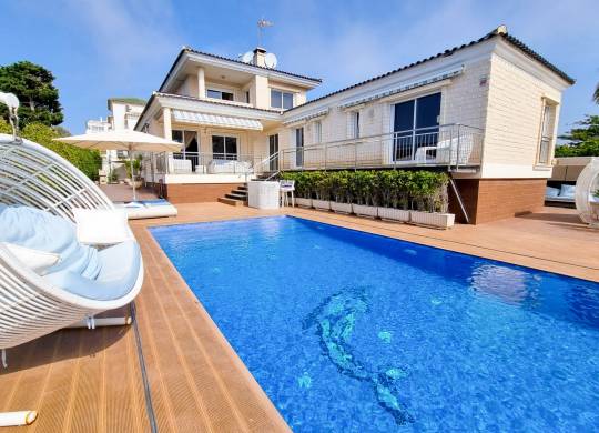 Villa / Parhus - Resale - La Mata - K-65642