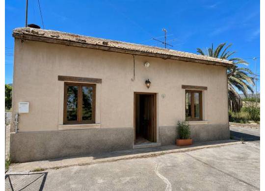 Villa / Parhus - Resale - La Romana - Villas de la Romana