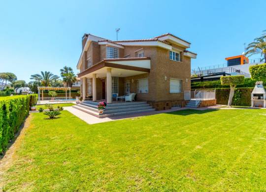 Villa / Parhus - Resale - La Veleta - La Veleta