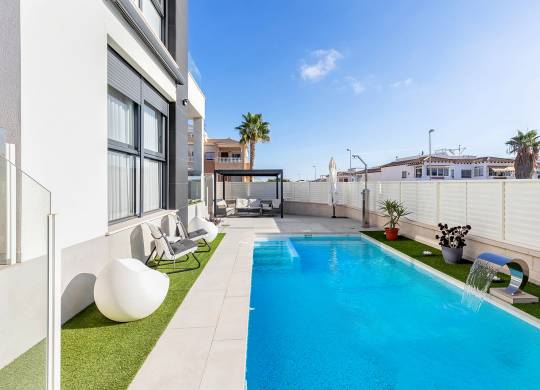 Villa / Parhus - Resale - Orihuela Costa - Orihuela Costa