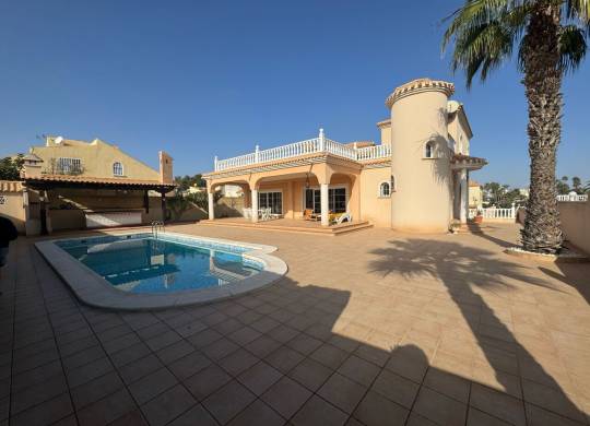 Villa / Parhus - Resale - Play Flamenca - Play Flamenca