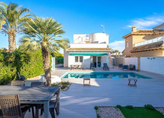Villa / Parhus - Resale - Playa Flamenca - Playa Flamenca