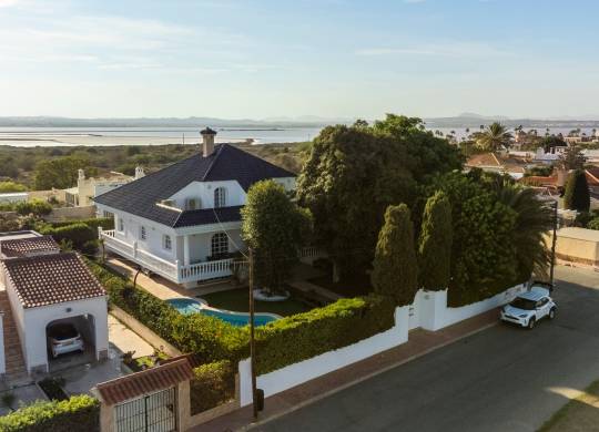 Villa / Parhus - Resale - Torreta - Torreta