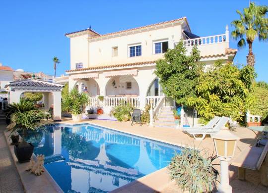 Villa / Parhus - Resale - Villamartin - Villamartin