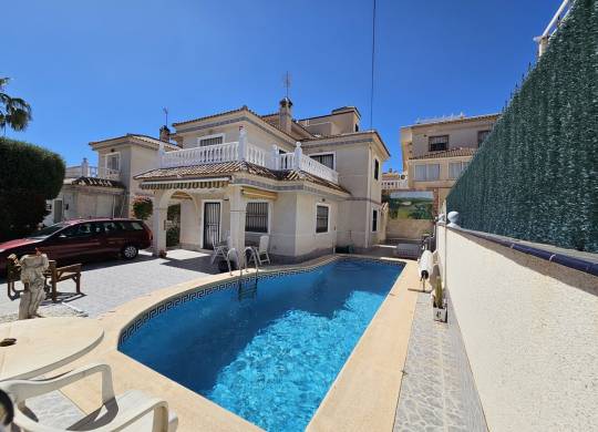 Villa / Parhus - Resale - Villamartin - Villamartin