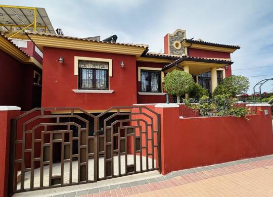 Villa / Semi adosado - Venta - Algorfa - Algorfa