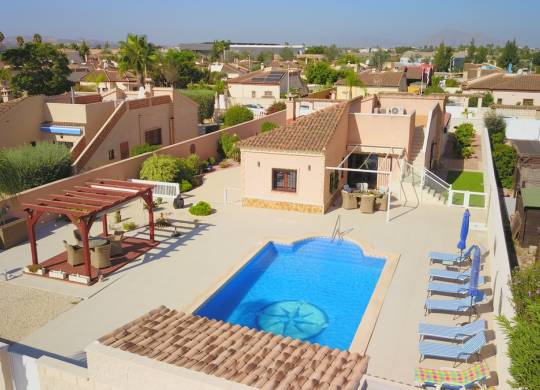 Villa / Semi adosado - Venta - Formentera del Segura - Formentera del Segura