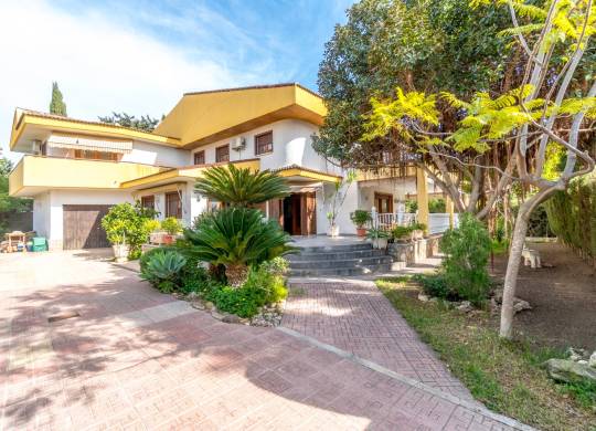 Villa / Semi adosado - Venta - La Zenia - La Zenia