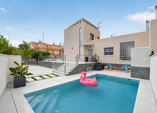 Villa / Semi adosado - Venta - Torre de la Horadada - Torre de la Horadada