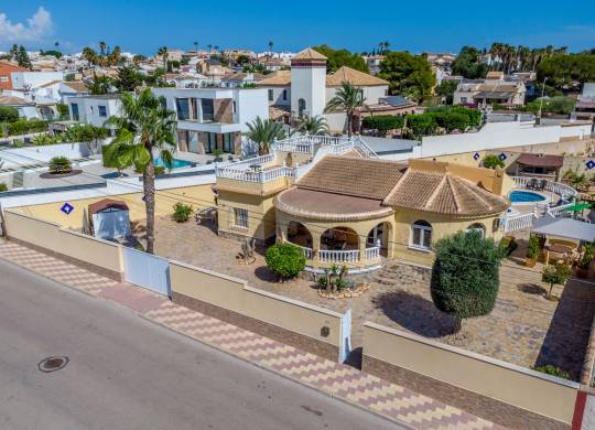 Villa / Semi adosado - Venta - Torreta - Torreta