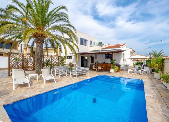 Villa / Semi detached - Resale - Cuidad Quesada - T1233