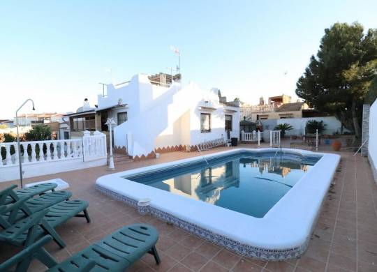 Villa / Semi detached - Resale - Los Balcones - Los Balcones