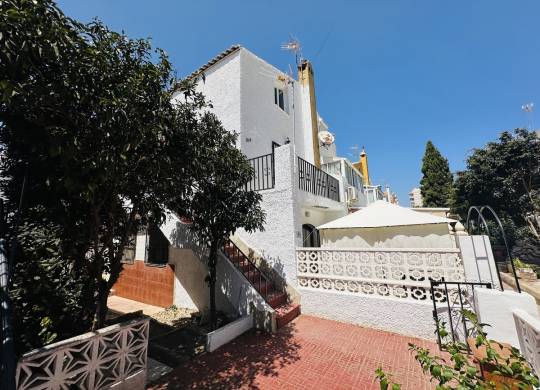 Villa / Semi detached - Resale - Torrevieja - Torrevieja